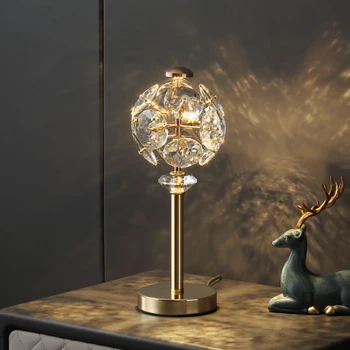Qiananguo Kristal lamba ışığı Lüks Yeni Yaratıcı Oturma Odası Dekorasyon Sıcak Post-Modern Yatak Odası Başucu Masa Lambası